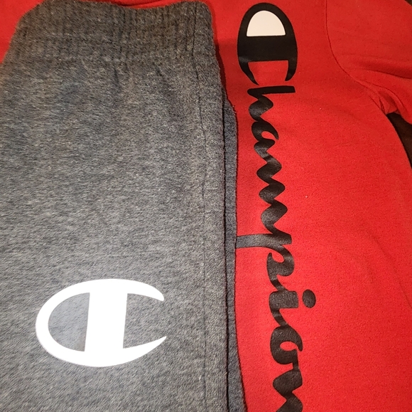 BOYS CHAMPION SHIRT/SWEATPANTS SET - Picture 2 of 5